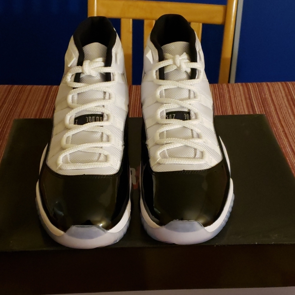 AIR JORDAN 11 RETRO CONCORD